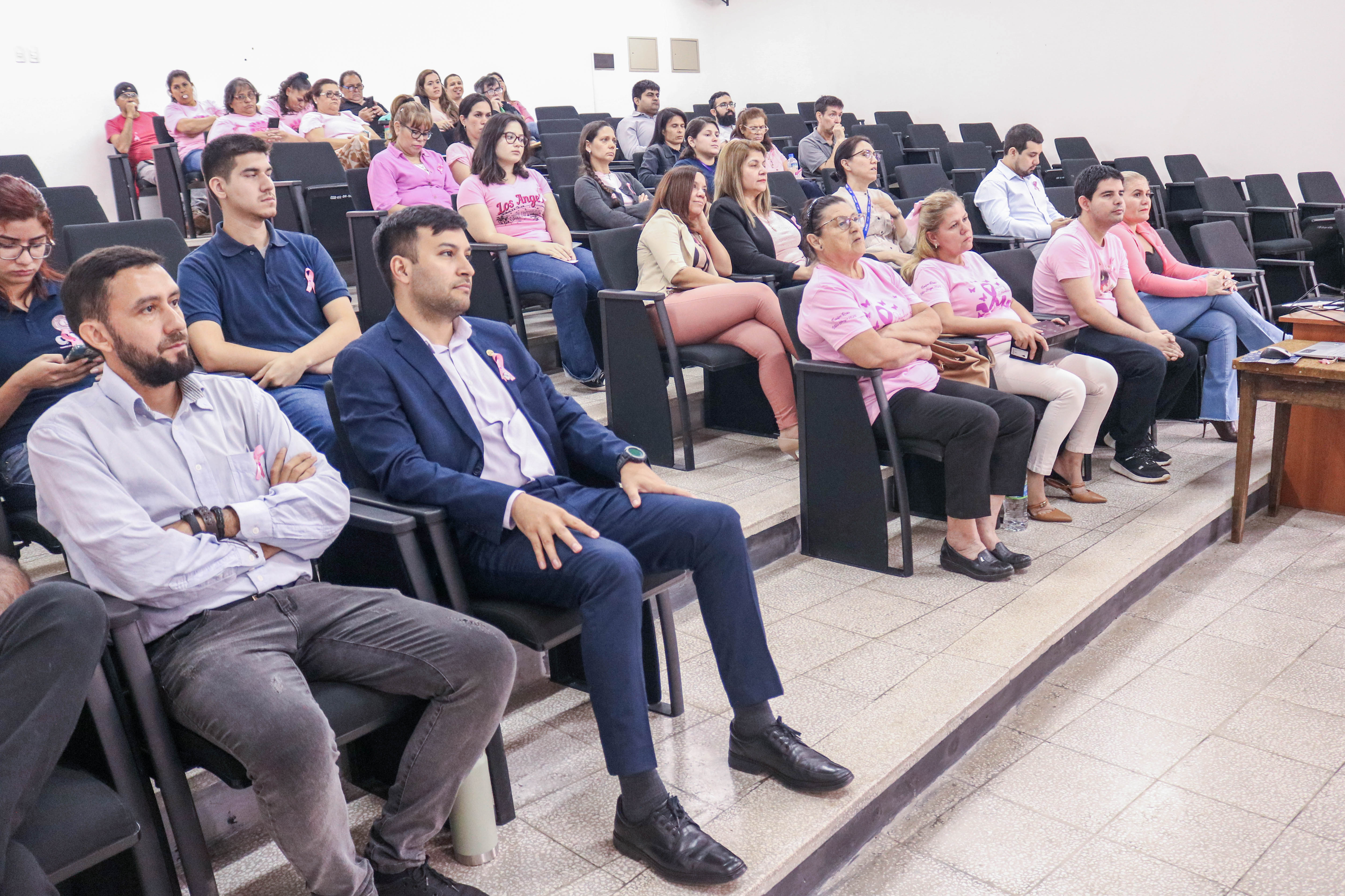 Momentos de la charla y la pausa activa luego de la charla realizada con el apoyo de «Tía Normi».