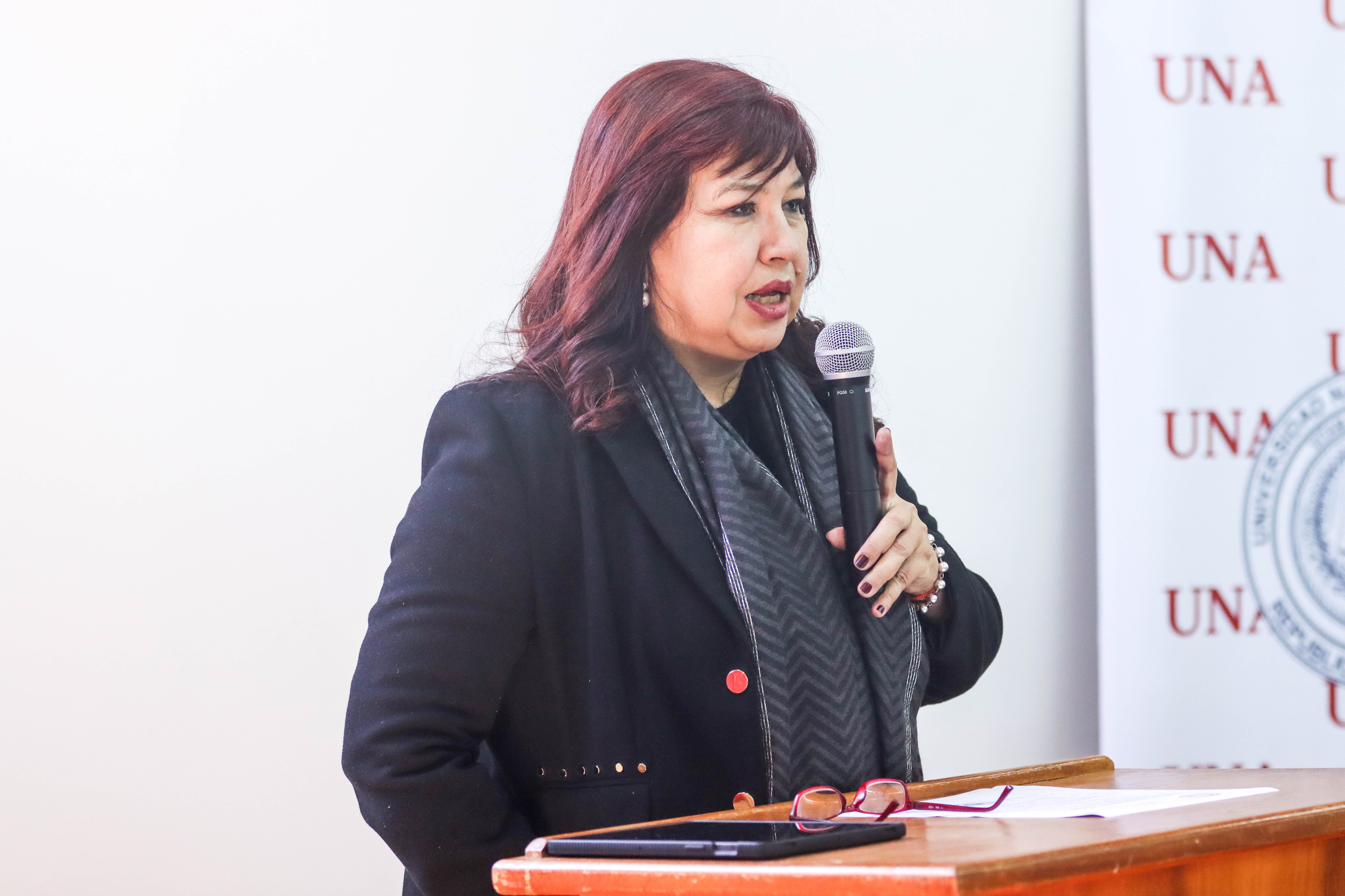 Prof. Dra. Zully Vera de Molinas, Rectora de la UNA.  Foto: Gentileza DRI, UNA.